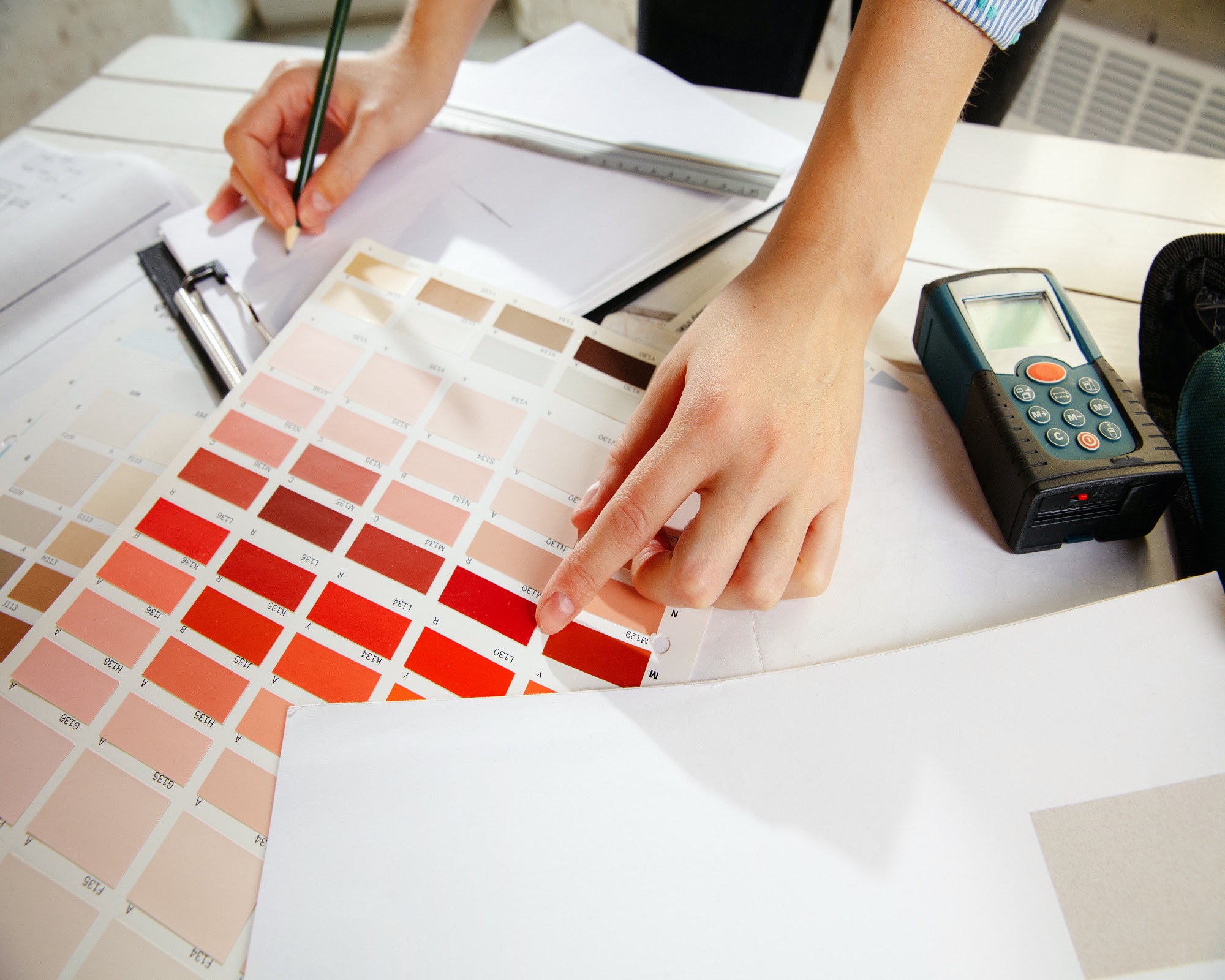 8 Reasons to Hire an Interior Designer